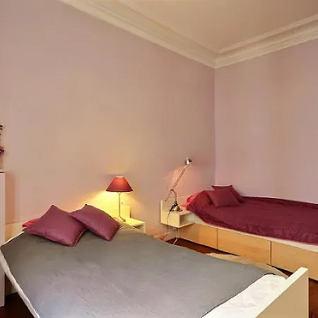 Luxury 3 Bedroom Champs-elysees Apartmán