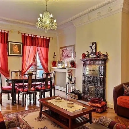Luxury 3 Bedroom Champs-elysees