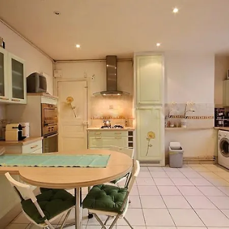 Luxury 3 Bedroom Champs-elysees * Paříž